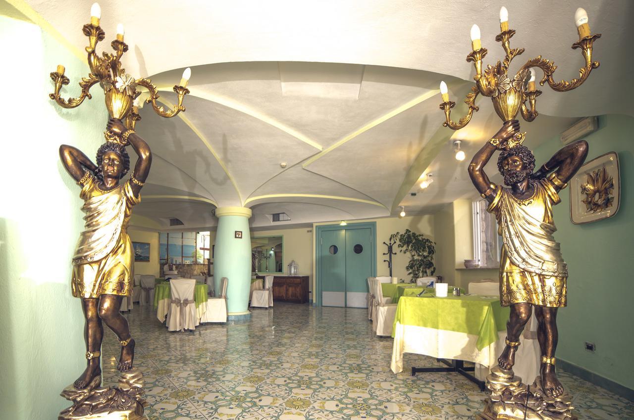 Hotel Carlo Magno Форио Экстерьер фото